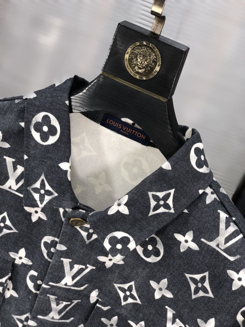 Louis Vuitton Outwear